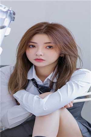 娘娘是个淘气包，要宠着