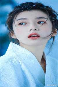 满星卫菱儿