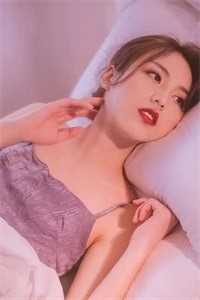 开局休了太子，她转投阴鸷战王阵营