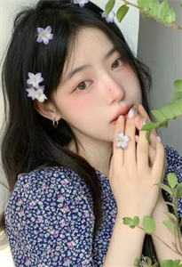 带着校花，玄幻当狗仔