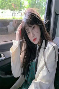 退婚当天，父母坦白来自无上帝族