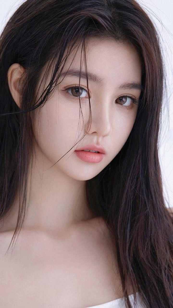 疯了，我闪婚的社畜老公竟是霸道总裁？