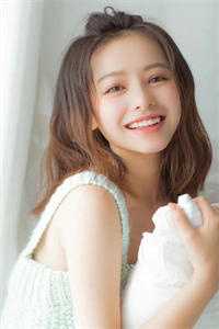 被逼投井后，弃妃她混得风生水起