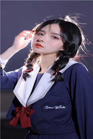 背着睁眼关公，找女鬼