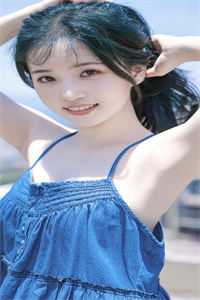 穿成短命女配，她逆袭成团宠