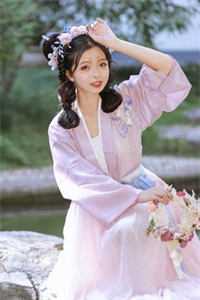 被女友分手后，校花让我喜当爹
