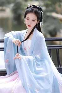 机娘时代：开局SSS天霆号机娘