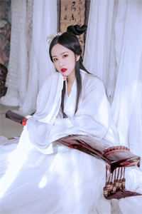 开局元婴峰主，收徒天灵根