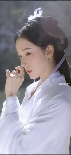 双双被绿后，她闪婚了个亿万首富