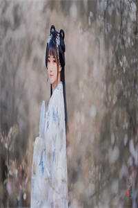 小说离婚后，我成了全球首富的外孙女