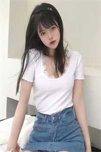 小说穿成冷宫废后靠系统养娃逆袭