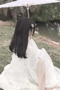 神算娇妻：病弱世子还挺甜