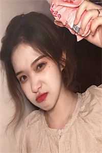 重生后，我抱紧大佬的金大腿
