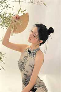 归来后复仇，她成了九皇叔的怀中宝