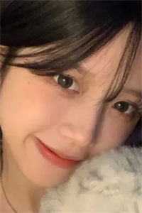 七零：白富美她手握空间被糙汉诱哄了
