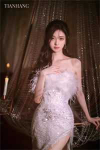 夫人才是真大佬，总裁甘愿做她裙下臣