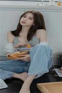 开局无限黑卡，系统求着我花钱