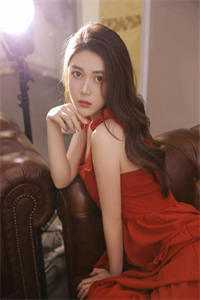少爷，夫人是回来收拾行李的