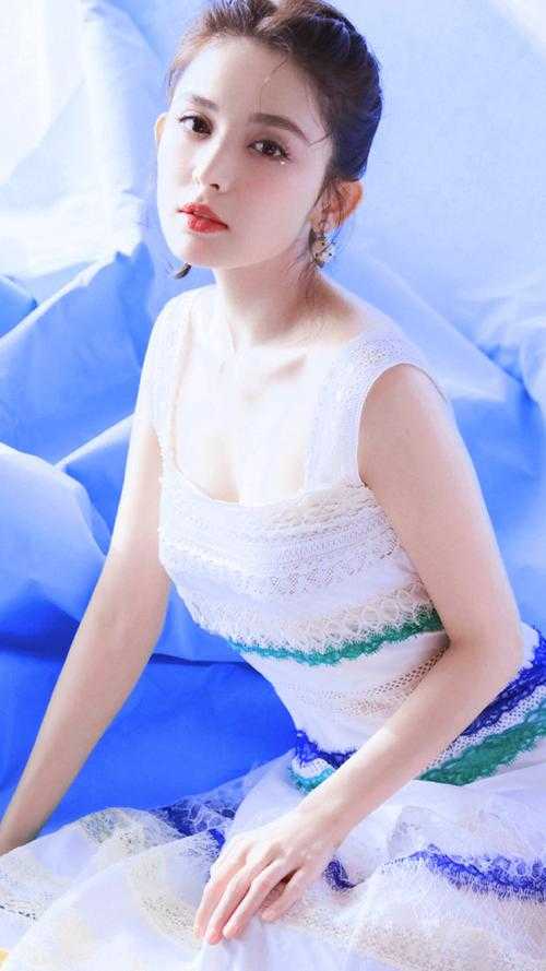 神豪：开局被绿，九个校花喊我爸