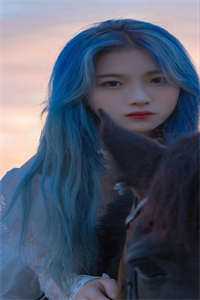 我有99个大佬师父，下山即无敌