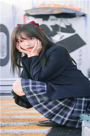 退婚渣男，首富千金成顶流
