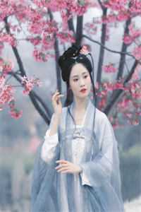 神豪：开局被绿，九个校花喊我爸叶不凡叶诗雅