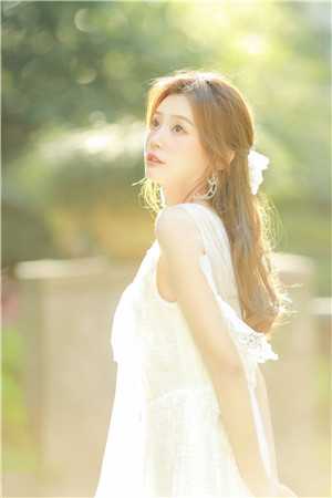 清丽大美人的多子多福之路