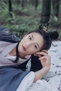 软酥腰，娇妾媚骨生香