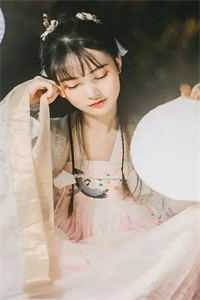 快穿：绝色美人绑定生子系统