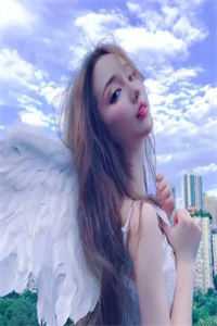 贵妃绝美又会撩，皇上宠她宠疯了