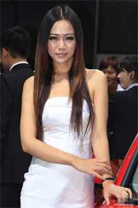 八零：军嫂她又美又飒又吸金