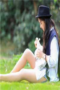 囤货后穿越七零，这个孤女有点凶