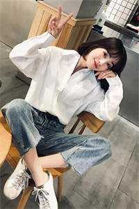 极品女配觉醒后，捡漏女主机缘