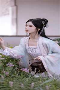 他清冷撩人，娇妻夜夜难眠