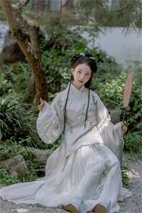 穿书致富：权臣对我嗜宠如命