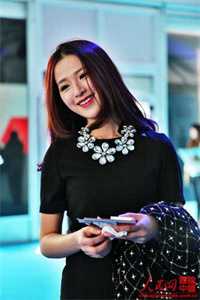总裁，夫人她带着仨孩子离家出走了
