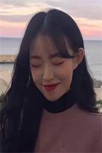 刚被打的半死，转身就成了神皇？