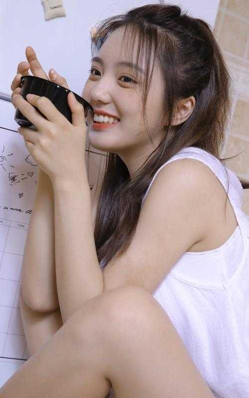重生九零，硬汉兵哥的甜美娇妻