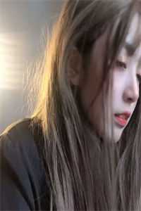 禀告首辅，夫人她又去给你物色美女了