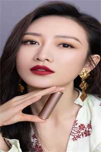 催婚，那就找个临时女友吧！