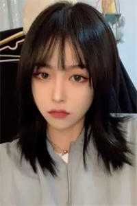 我绑定了白富美系统