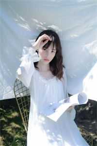 名门宠婚：重生娇妻火辣辣