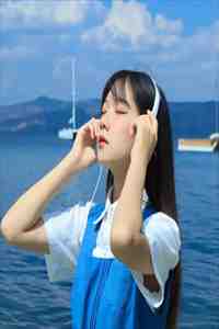 穿书后，她在冷情大疯批心头蹦迪