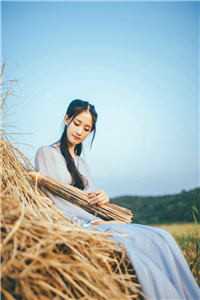 穿成四胎宝妈，首长被我轻松拿下