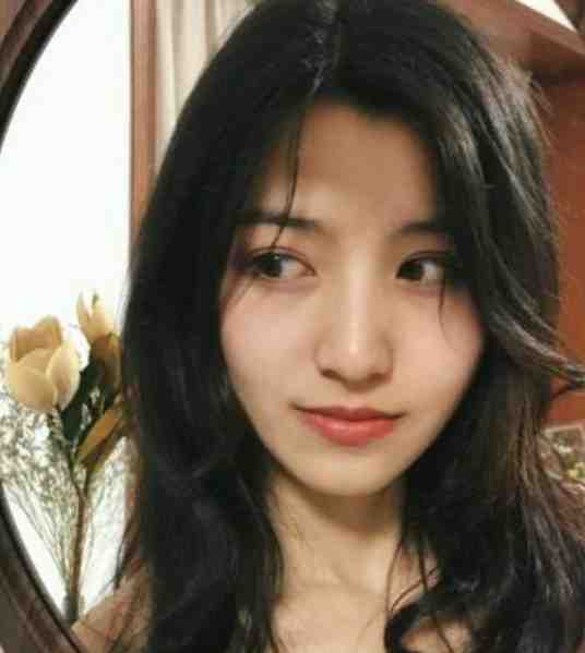 被劈腿后，我转身成了前夫死对头