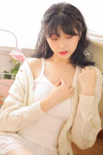 八零军婚：高冷同志成了黏人精
