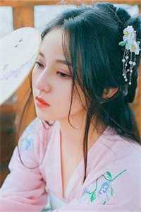 小丧尸囤了一屋子物资后，被大佬偷家了