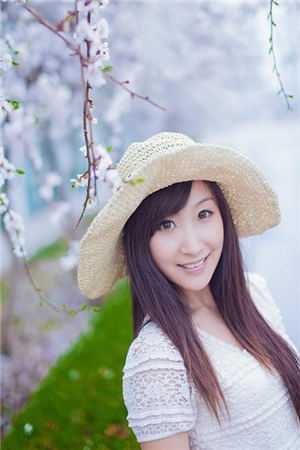 合约婚姻？美人老公是个黏人精