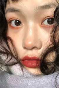 AI大佬她初次做人