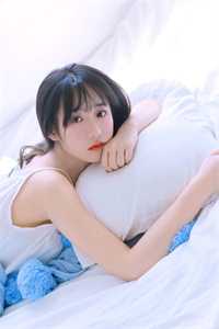 胎穿五零：带着粮铺当团宠